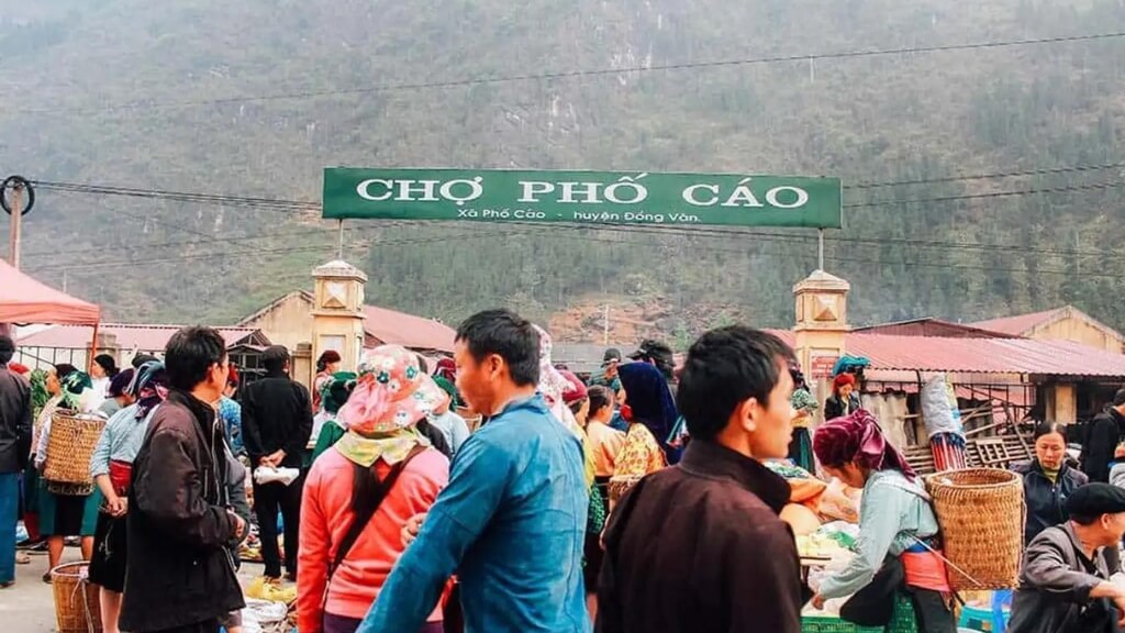 Chợ Phố Cáo tại Đồng Văn Hà Giang